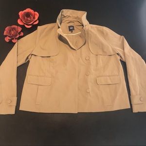 GAP | Men’s Double Button Tan Short Trench Coat